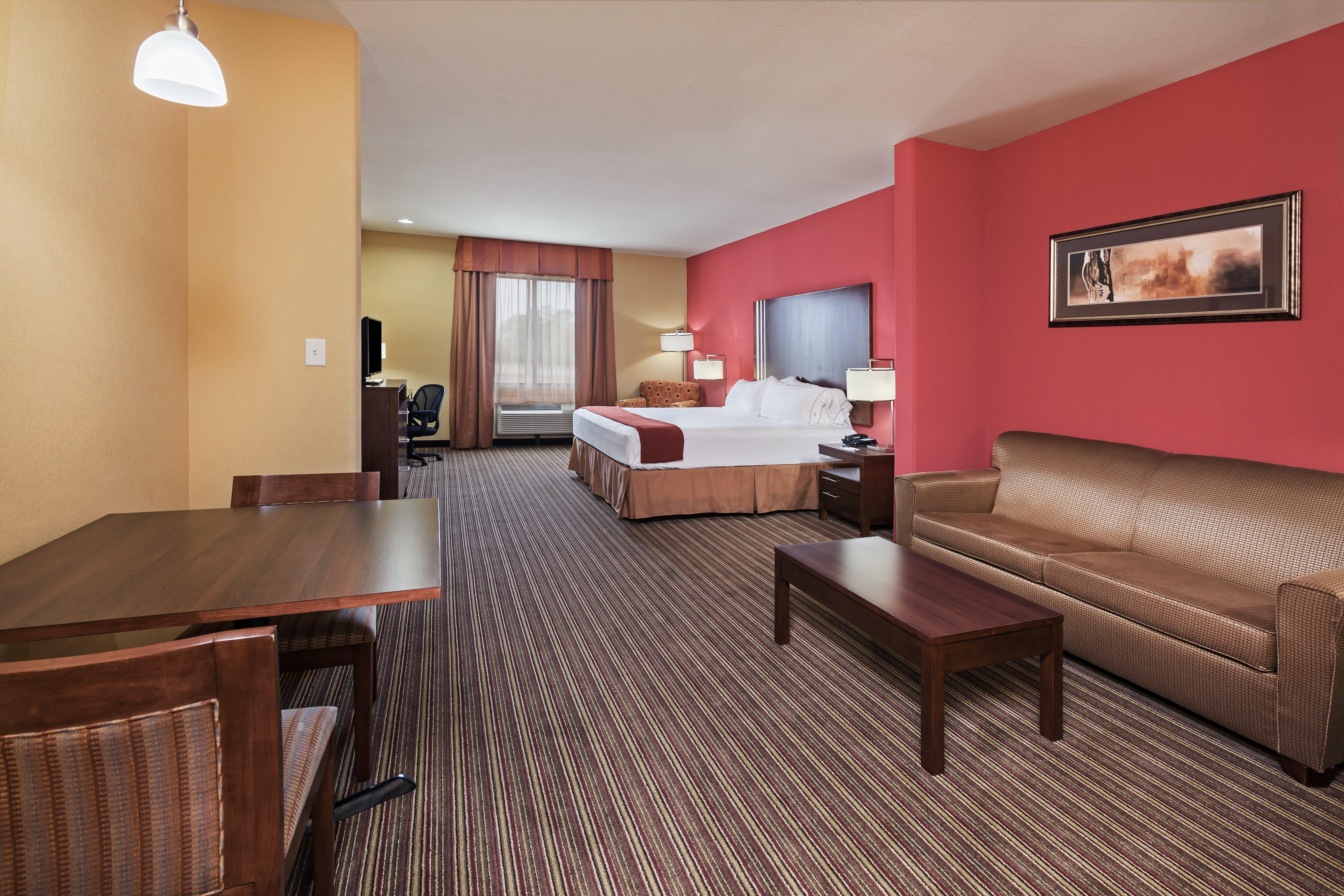 Holiday Inn Express & Suites Cleveland By Ihg Ngoại thất bức ảnh