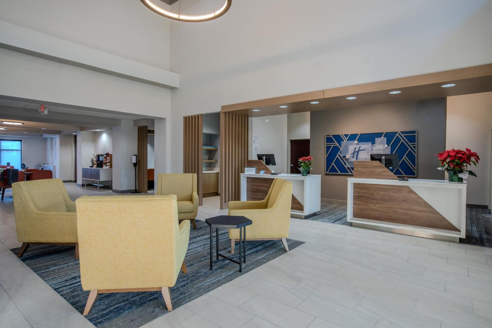 Holiday Inn Express & Suites Cleveland By Ihg Ngoại thất bức ảnh