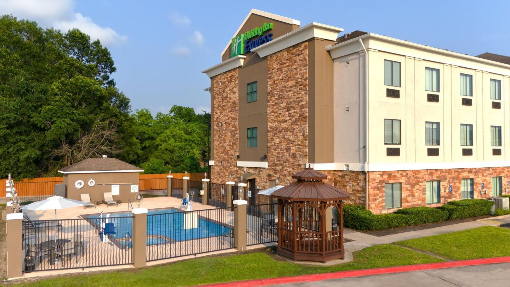 Holiday Inn Express & Suites Cleveland By Ihg Ngoại thất bức ảnh